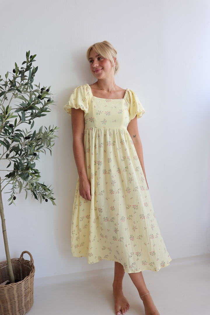 Langes Babydollkleid aus Musselin Soleil