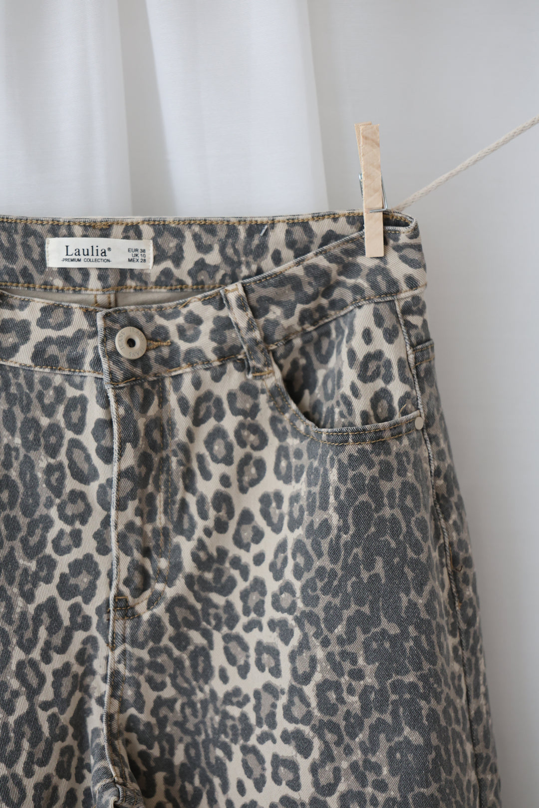 Wide Leg Jeans mit Leoprint (6265-32)