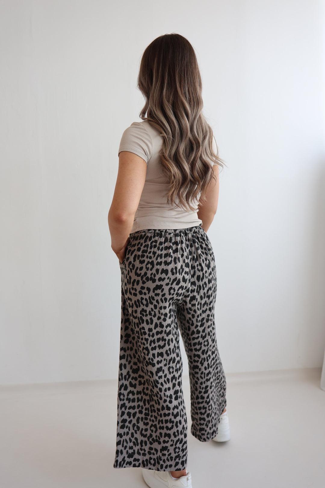 3/4 Musselinhose mit Leoprint