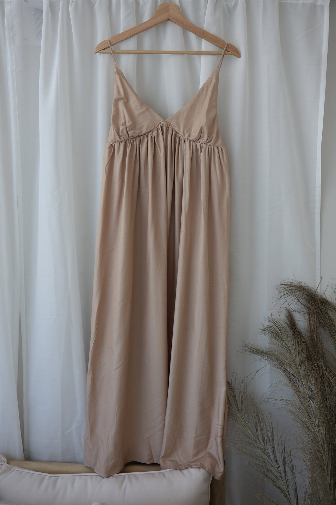 Langes Kleid Nude Nights