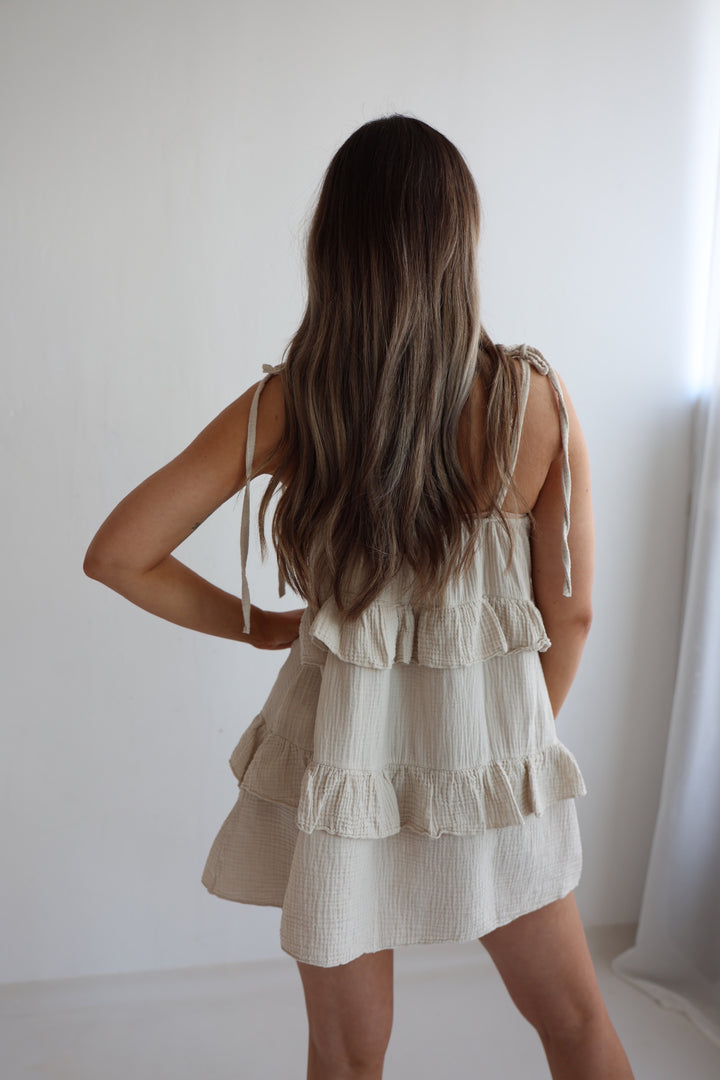 Minikleid aus Musselin mit Volant Nika