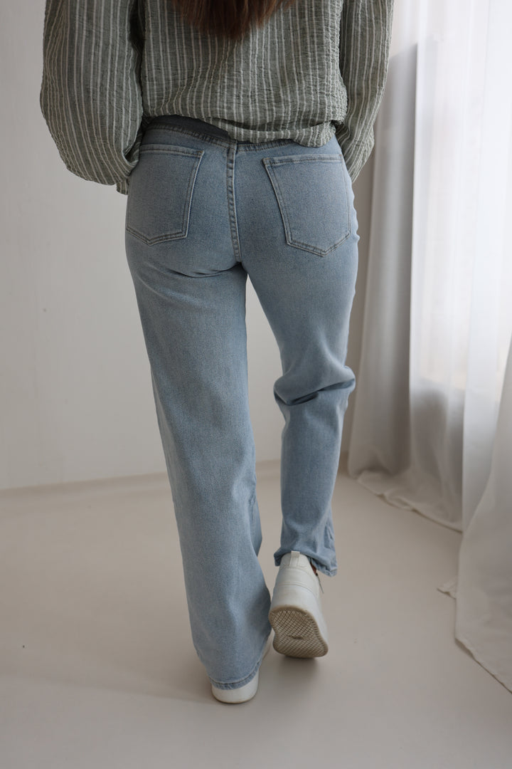 Straight Fit Jeans Nikita (RF00066)