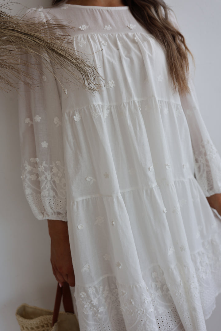 Cottondress mit 3D Blumen Finja