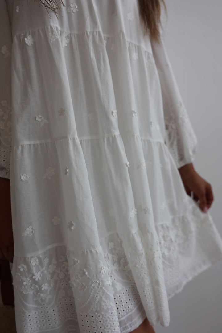 Cottondress mit 3D Blumen Finja