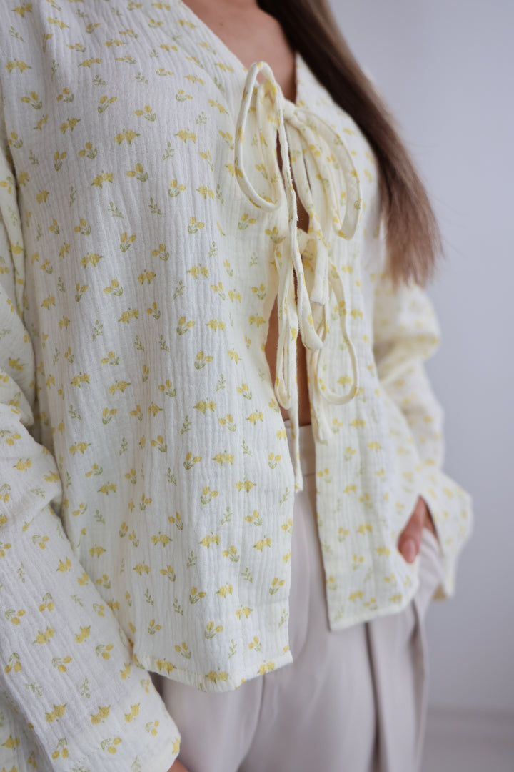 Musselinbluse zum Binden All over Roses
