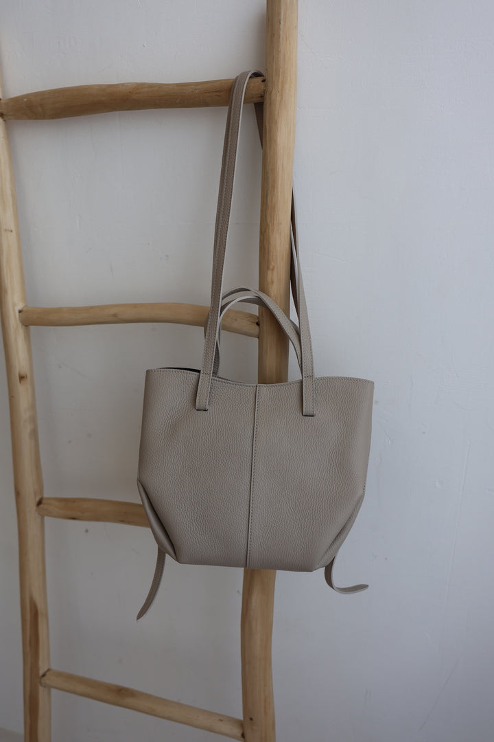 Vintage Tote Bag Pia