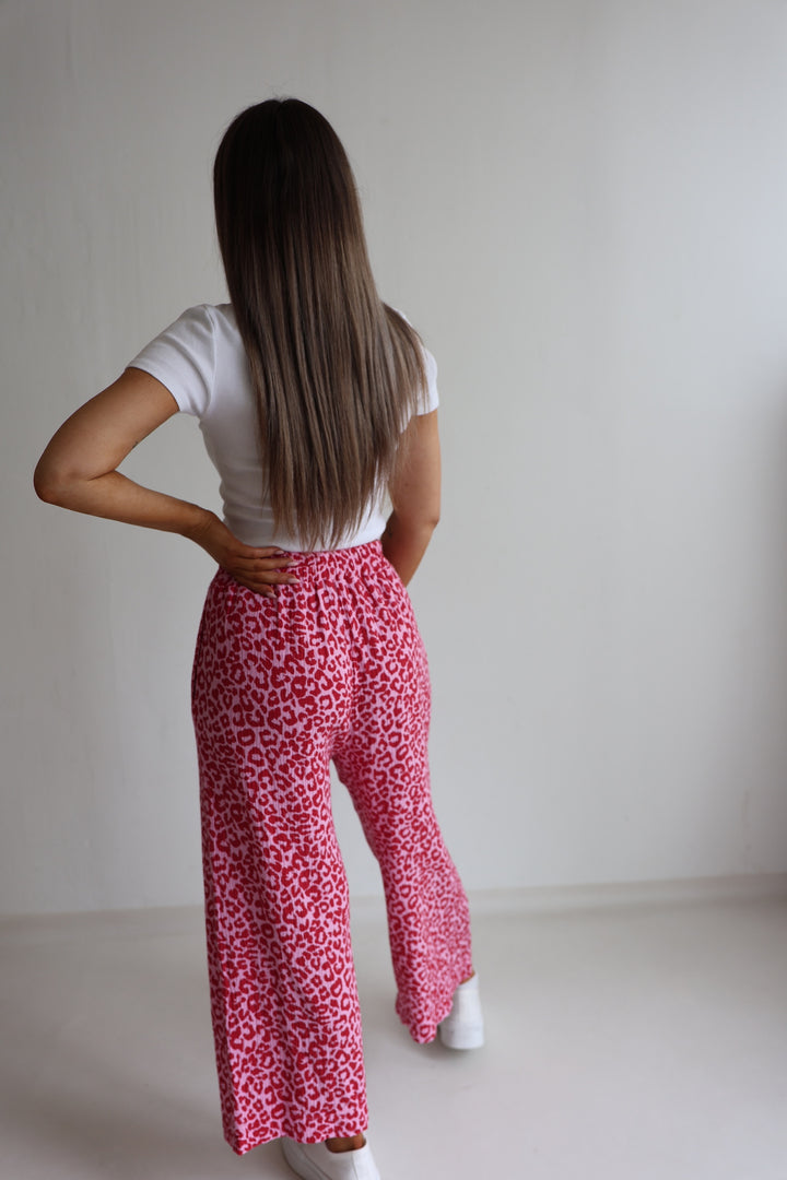 3/4 Musselinhose mit Leoprint