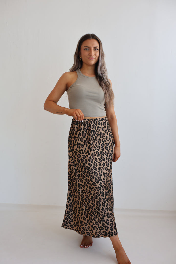 Langer Rock mit Leoprint Lion