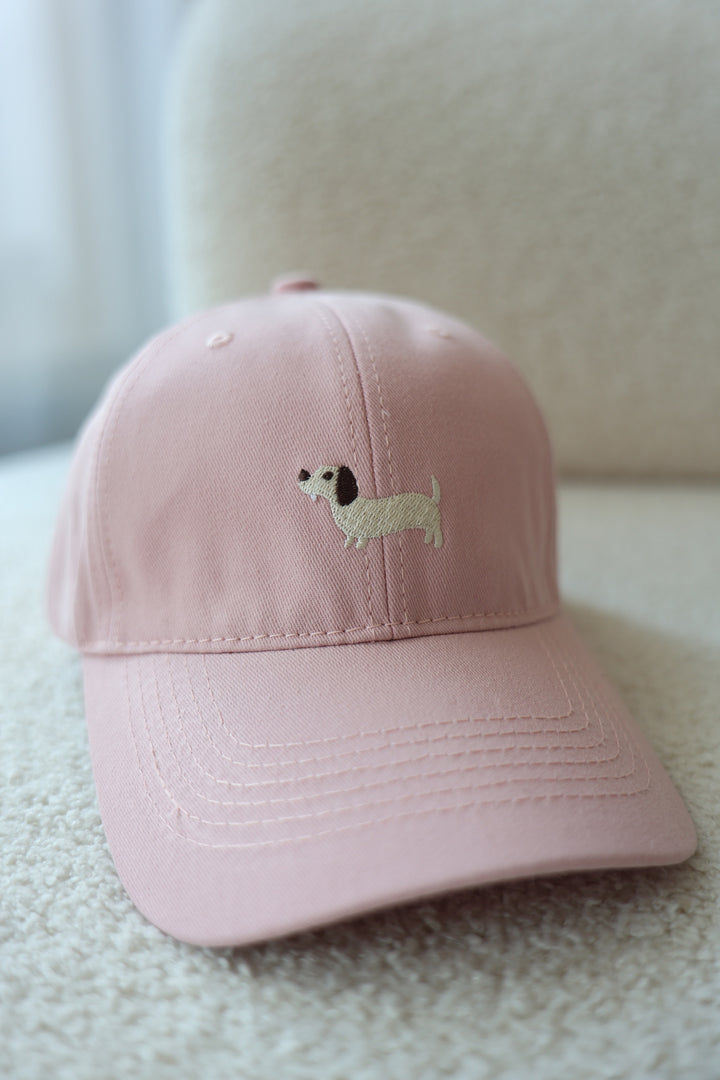 Kappe mit Dackel-Print