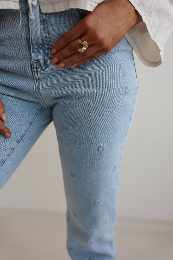 Straight Fit Jeans Daisy Vibes (RD3186)