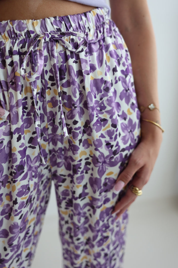 Lockere Hose aus Viskose Sunshine